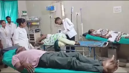 आबापुरा: देवगढ़ गांव में दो बाइक की आमने-सामने भिड़ंत में तीन लोग घायल, एमजी अस्पताल में उपचार जारी