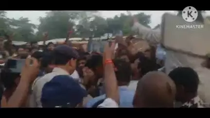 कुढ़नी: कुढ़नी थाना क्षेत्र में पीड़ित परिवार से मिलने पहुंचे केंद्रीय मंत्री चिराग पासवान