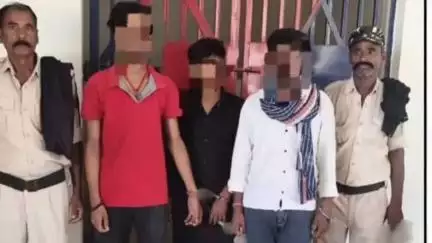 बेलागंज: मुरगांव: पुलिस ने लूटी हुई बाइक के मामले में 3 अपराधियों को किया गिरफ्तार