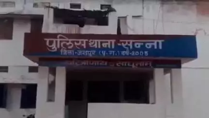 बगीचा: सन्ना थाना क्षेत्र में मच्छली पकड़ने गई युवती से एक युवक ने की छेड़छाड़, तीन भाइयों ने मिलकर युवक की पीट-पीट कर की पिटाई