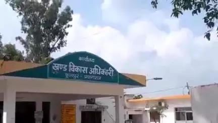 फूलपुुर: फूलपुर थाना क्षेत्र में किशोरी को अश्लील वीडियो बनाकर किया ब्लैकमेल, जेवरात लेकर फरार