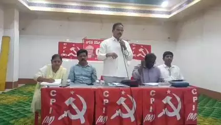 రాజమండ్రి సిటీ: కూటమి ప్రభుత్వం ఏడాదీ పాలన పూర్తయిన సందర్భంగా ప్రజలపై ఆర్థిక భారం మోపింది : సిపిఎం రాష్ట్ర కార్యదర్శి ఉమామహేశ్వరరావు