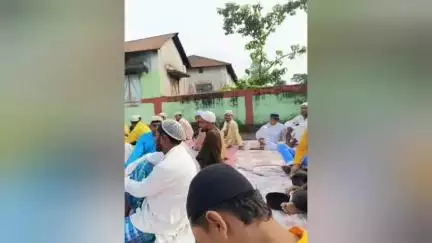 দিনহাটা ২: দিনহাটা মহকুমা জুড়ে ইসলাম ধর্মের ২য় বৃহত্তম ধর্মীয় উৎসব ঈদুল আযহা সুষ্ঠভাবে পালিত হল
