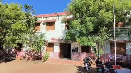 விருதுநகர்: மெட்டுக்குண்டு சுப்ரீம் பட்டாசு ஆலை வெடிவிபத்தில் ஒருவர் உயிரிழப்பு போர்மேன் மற்றும் உரிமையாளர்கள் 2 பேர் மீது போலீசார் வழக்கு பதிவு