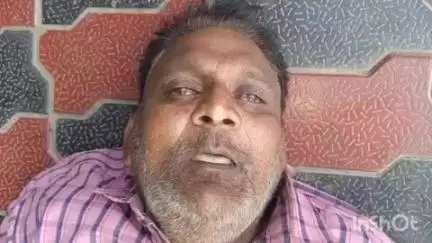 కరీంనగర్: కరీంనగర్ బస్టాండ్ ఎదుట గల బట్టల షాపుల ముందు గుర్తుతెలియని ఒక వ్యక్తి మృతదేహం లభ్యం