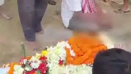 ইলামবাজার: জয়দেব কেন্দুলী অঞ্চলের বিশিষ্ট সাংবাদিক সুভাষ কবিরাজ ৭২ বছর বয়সে, শেষ নিঃশ্বাস ত্যাগ করেন একটি বেসরকারি হাসপাতালে