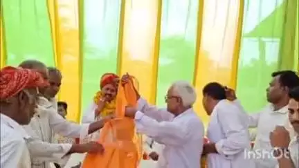 पीपलू: माली समाज के जिला अध्यक्ष पांचूलाल सैनी ने ग्राम नानेर में समाज बंधुओं से की मुलाकात