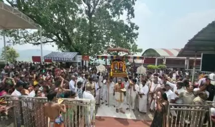 అన్నవరంలో భక్తుల రద్దీ ఘనంగా జరిగిన స్వామి అమ్మవార్ల ప్రాకార సేవ