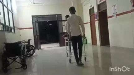 दांतारामगढ़: सामेर में घर पर खेलते समय कुल्हाड़ी की चोट लगने से 15 वर्षीय लड़का हुआ घायल