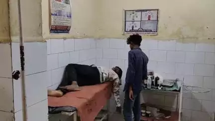 खलीलाबाद: ग्राम बूधा में दो बाइक की आमने-सामने भिड़ंत, छह लोग घायल, जिला अस्पताल में चल रहा है इलाज