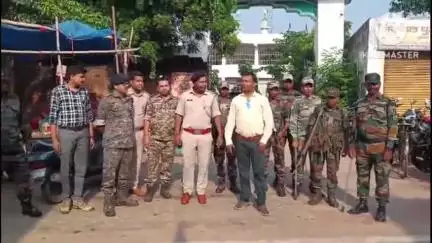 दुमका: दुमका में कड़ी सुरक्षा के बीच सौहार्दपूर्ण वातावरण में बकरीद का त्यौहार संपन्न