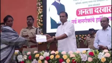 वर्धा: पालकमंत्री डॉ.पंकज भोयर यांचा २७० निवेदनकर्त्यांशी थेट संवाद : जिल्हास्तरीय जनता दरबारास उत्स्फूर्त प्रतिसाद#Jansamasya