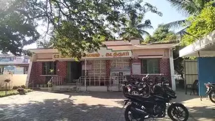 பாப்பிரெட்டிபட்டி: கடத்தூரில் அனுமதியின்றி 2 டன் கிராவல் மண் கடத்திய டிப்பர் லாரி பறிமுதல் ஓட்டுநர் மாயம்