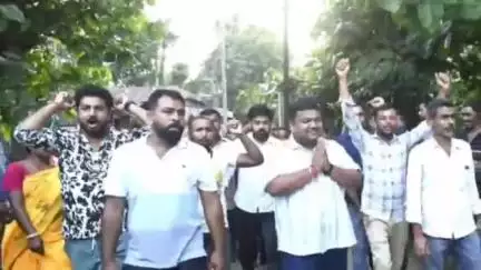 অমরপুর: মাতাবাড়ি মন্ডলের অন্তর্গত ১৭-নং বুথের বুথ অফিস দলীয় কার্যকর্তাদের সাথে নিয়ে শুভ উদ্বোধন করে বিধায়ক অভিষেক দেবরায়