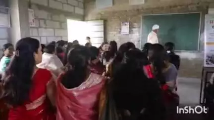 गंगापूर: डोणगांव येथे तब्बल १७ वर्षांनी १० वीच्या विद्यार्थ्यांनी एकत्र येऊन दिला आठवणींना उजाळा