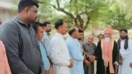 चूरू: भाजपा पदाधिकारियों और कार्यकर्ताओं ने ईदगाह में मुस्लिम समाज के लोगों को ईद की मुबारकबाद दी