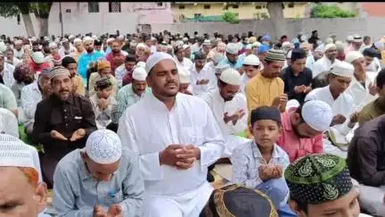 बनखेड़ी: बनखेड़ी में मुस्लिम समुदाय ने हर्षोल्लास से मनाया ईदुल अजहा का पर्व, अमन-चैन की मांगी दुआ