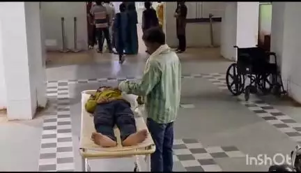 ରେଙ୍ଗାଲି: ରେଙ୍ଗାଲି ନିର୍ବାଚନ ମଣ୍ଡଳୀ ଅନ୍ତର୍ଗତ ଏନଏସସିବି କଲେଜ ଛକ ନିକଟରେ ସଡ଼କ ଦୁର୍ଘଟଣା, ଜଣେ ଆହତ
