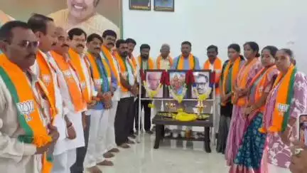 శిల్పారామం వద్ద  కేంద్రంలో బిజెపి పార్టీ వచ్చి 11 ఏళ్లు పూర్తయిన సందర్భంగా బిజెపి పార్టీ ఆధ్వర్యంలో ప్రత్యేక సమావేశం