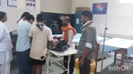 घोड़ाडोंगरी: छतरपुर गांव में बाइक अनियंत्रित होने से बाइक सवार युवक गिरकर गंभीर रूप से घायल