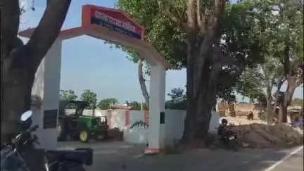 नौतनवा: परसामलिक ग्राम प्रधान ने ग्राम सचिव के खिलाफ मुख्यमंत्री पोर्टल पर की शिकायत