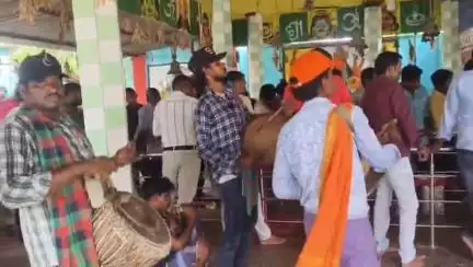 ରାୟଗଡା: ଗୁଣପୁର ସହର ର ଲକ୍ଷ୍ମଣ ଢେପ ଓ ପାନିଆକଟା ସାହିରେ ମାଁ ଗ୍ରାମଦେବୀଙ୍କ ଙ୍କ ଘଟଯାତ୍ରା,ଉତ୍ସବ ମୁଖର ପରିବେଶ