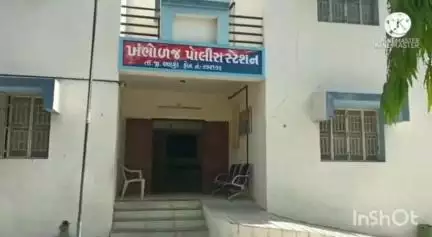 આણંદ શહેર: સારસા નજીક લોખંડની રીંગોનો સામાન ભરીને ઉભેલા ટ્રેલર પાછળ ટ્રક ઘૂસી જતાં ટ્રકચાલકનું મોત