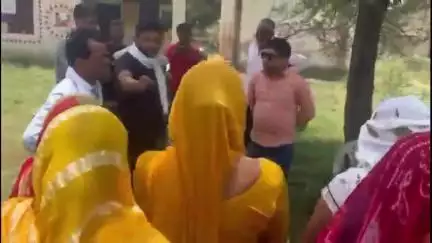सूरजगढ़: भालोठ उप स्वास्थ्य केंद्र में कार्यरत एएनएम पर ग्रामीणों ने लगाए अभद्रता के आरोप, जांच के लिए पहुंची टीम