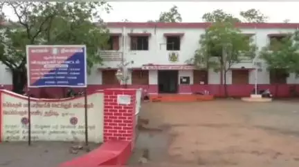 விருதுநகர்: பன்றி குடிசைக்குள் அரசால் தடை செய்யப்பட்ட கஞ்சா பறிமுதல் அண்ணன் தம்பி இருவர் கைது