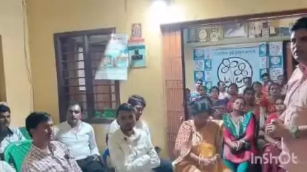 হীরবাঁধ: তালডাংরা বিধানসভার সিমলাপাল ব্লক তৃণমূল কংগ্রেসের বর্ধিত সাংগঠনিক আলোচনা সভা হল সিমলাপাল ব্লক তৃণমূলের দলীয় কার্যালয়ে