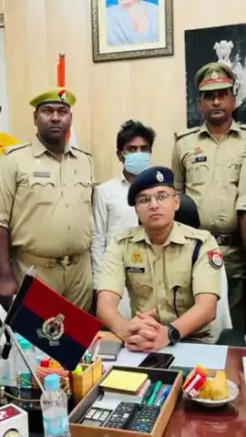 सरोजनी नगर: कल्ली पश्चिम कार्यालय पर डीसीपी ने घटना का किया खुलासा, एक आरोपी को किया गिरफ्तार
