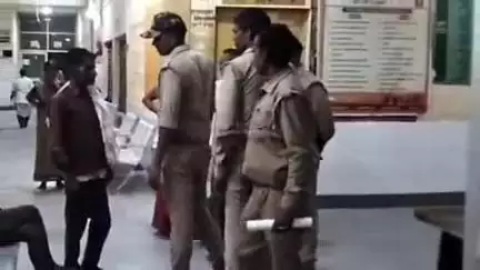 प्रतापगढ़: स्वामी का पुरवा गांव के पास बाइक की आमने-सामने टक्कर में दो युवक घायल