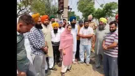 ਸੰਗਰੂਰ: ਸੰਗਰੂਰ ਦੀ ਵਿਧਾਇਕ ਨਰਿੰਦਰ ਕੌਰ ਭਰਾਜ ਵੱਲੋਂ ਘਰਾਚੋਂ ਪਿੰਡ ਵਿਖੇ  ਪੇ ਰਹੀ 10 ਕਰੋੜ ਰੁਪਏ ਦੀ ਲਾਗਤ ਨਾਲ ਪਾਈਪ ਲਾਈਨ ਦਾ ਕੀਤਾ ਨਿਰੱਖਣ