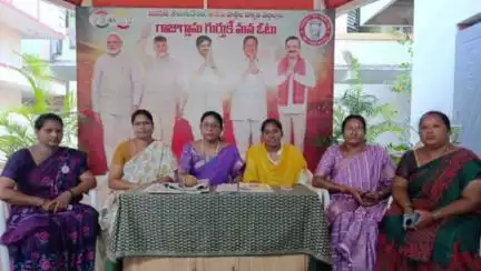 అమరావతి మహిళలను తీవ్రంగా అవమానపరిచిన జగన్ 24 గంటల్లో బహిరంగ క్షమాపణ చెప్పాలి:తెలుగు మహిళ జిల్లా అధ్యక్షురాలు స్వర్ణలత