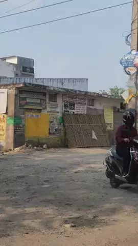 मड़ियांव: केशव नगर मोड़ से मुर्दहिया तक जर्जर सड़क बनी परेशानी का कारण
#jansamasya