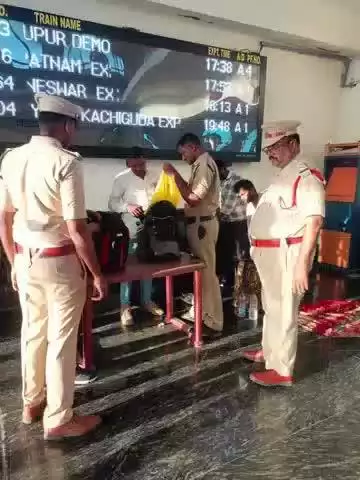 గంజాయి అక్రమ రవాణాపై రైల్వే పోలీసుల ముమ్మర తనిఖీలు