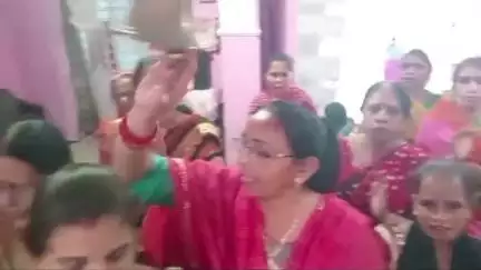 खंडवा नगर: जवाहर गंज के श्री राम मंदिर में सुंदर कांड का आयोजन, मातृ शक्ति की रही उपस्थिति