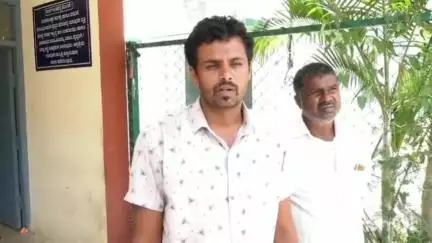 ಕೋಲಾರ: ನಮ್ಮ ಅಣ್ಣನ ಕುಡಿತ ಚಟದಿಂದ ಮೂವರು ಹೆಣ್ಣು ಮಕ್ಕಳು ಅನಾಥರಾಗಿದ್ದಾರೆ: ನಗರದ ಜಿಲ್ಲಾಸ್ಪತ್ರೆ ಬಳಿ ಮೃತನ ತಮ್ಮ ಅಂಬರೀಶ್