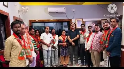 ସିମୁଳିଆ: ନୀଳଗିରି ସ୍ଥିତ ବିଜେପି କାର୍ଯ୍ୟଳୟ ରେ ବିଜେପି ର ମିଶ୍ରଣ ପର୍ବ ଅନୁଷ୍ଠିତ ହୋଇଯାଇଛି,
