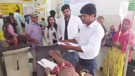 पटियाली: गनेशपुर धर्म कांटे के समीप तेज रफ्तार बाइक सवार ने बालक को मारी टक्कर, जिला अस्पताल में भर्ती