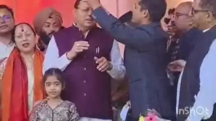 नैनीताल: नैनीताल में CM धामी ने पत्रकार संगठन के जिला व नगर के निर्वाचित पदाधिकारियों को दिलाई गोपनीयता की शपथ, सौंपा ज्ञापन