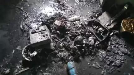 முசிறி: முசிறி அருகே வீட்டிலிருந்த பிரிட்ஜ் தீப்பிடித்ததால் ஒரு லட்சம் மதிப்புள்ள பொருட்கள் தீயில் எரிந்து சேதம்