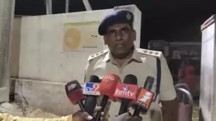 అనంతపురం జిల్లా గార్లదిన్నె వద్ద జరిగిన రోడ్డు ప్రమాదానికి సంబంధించి డిఎస్పి వెంకటేశ్వర్లు మీడియా సమావేశం