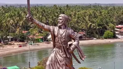 छत्रपति शिवाजी महाराज से जुड़े स्थलों के दर्शन कराने के लिए विशेष गाड़ी का संचालन