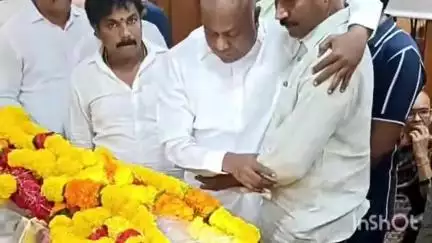 గాజువాక: మాజీ ఎమ్మెల్యే, గాజువాక ఎమ్మెల్యే పల్లా శ్రీనివాసరావు తండ్రి వల్ల సింహాచలం మృతి