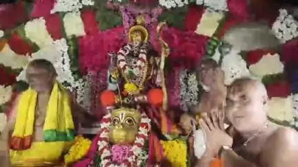 కనిగిరి: పామూరులో అంగరంగ వైభవంగా శ్రీ మదన వేణుగోపాల స్వామి బ్రహ్మోత్సవాలు, హనుమంత వాహనంపై ఊరేగిన స్వామి