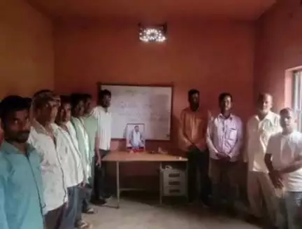 बोराम: लायलम ग्राम सभा में झारखंड आंदोलनकारी कपूर बागी के अधूरे सपनों को पूरा करने का संकल्प लिया गया