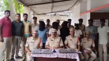 డివిజన్ పరిధిలో ఎవరైనా అక్రమంగా గంజాయి తరలించినా, విక్రయించినా కఠిన చర్యలు తప్పవు: డీఎస్పీ శ్రావణ్ కుమార్