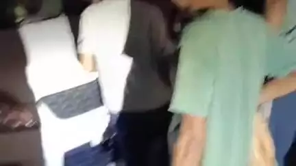 डुमरा: मेहसौल चौक पर डिवाइडर से टकराई DL नंबर की कार, मौके पर पहुंची पुलिस, कार का निचला हिस्सा क्षतिग्रस्त