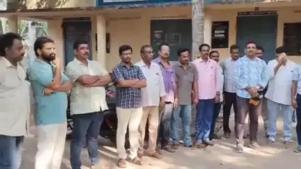 మామిడికుదురు లో వెబ్ కౌన్సిల్ వద్దంటూ ఉపాధ్యాయ సంఘాల ఐక్యవేదిక ఆధ్వర్యంలో నిరసన